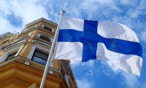 Финляндия продлила ограничения на перемещение через границу с Россией 