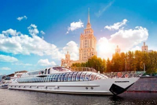 Первые регулярные маршруты на электрических судах запустят по Москве-реке в 2022 году 