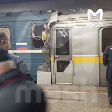 Поезда столкнулись на станции Печатники Люблинско-Дмитровской линии